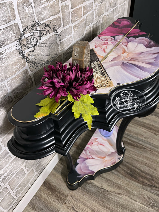 Posy Accent Table