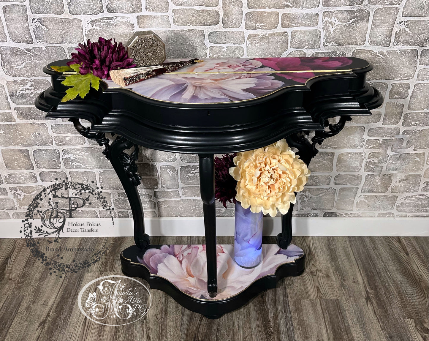 Posy Accent Table