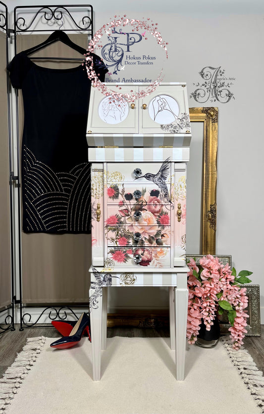 Jardin D’Oiseaux Jewelry armoire